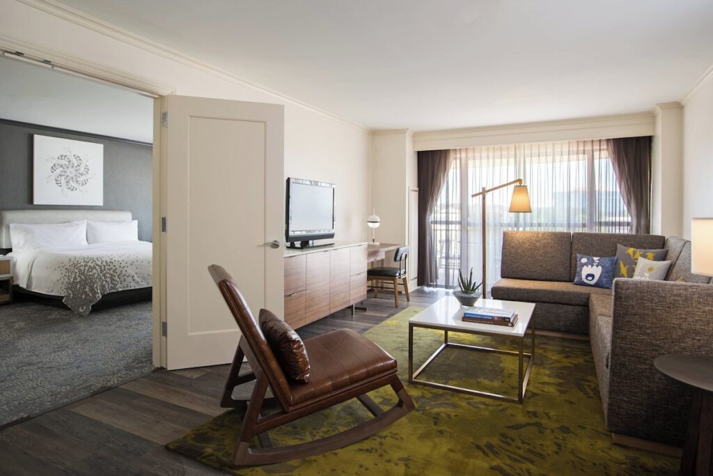 Renaissance Raleigh North Hills Hotel - Image 3