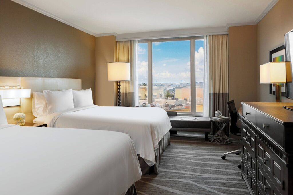 Renaissance Tampa International Plaza Hotel - Image 5
