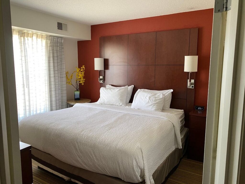 Residence Inn Madison East - Image 2