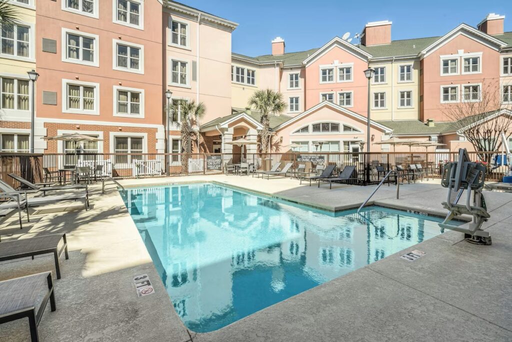 Residence Inn by Marriott Charleston Airport - Image 4