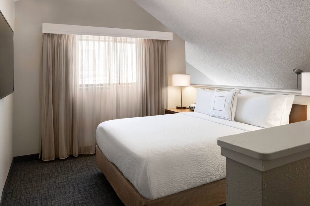 Residence Inn by Marriott Las Vegas Convention Center - Image 2