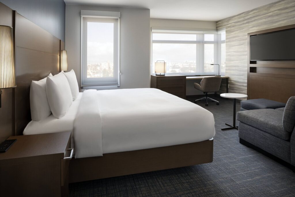 Residence Inn by Marriott Oakland Downtown - Image 3