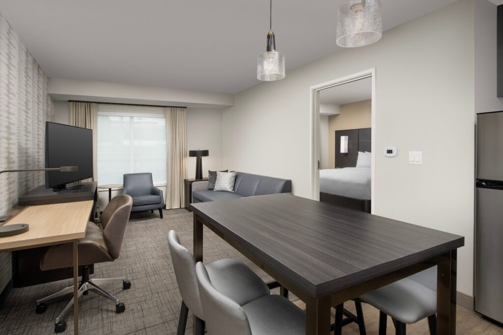 Residence Inn by Marriott Portland Vancouver - Image 3
