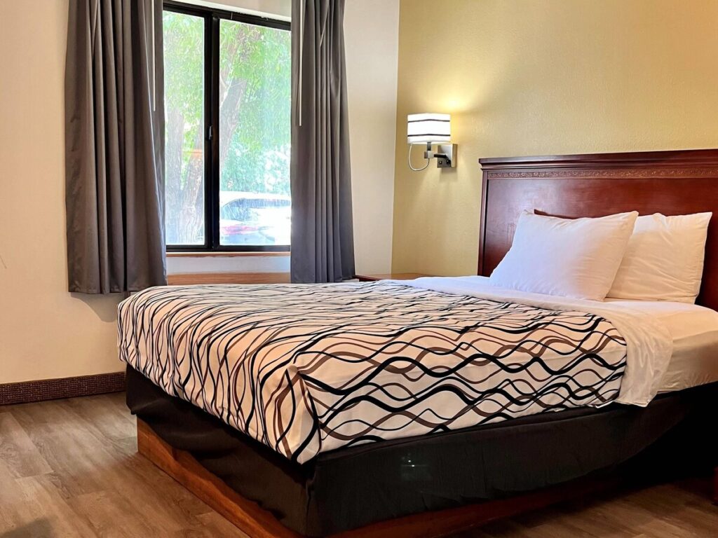 Rodeway Inn Boise Airport - Image 2