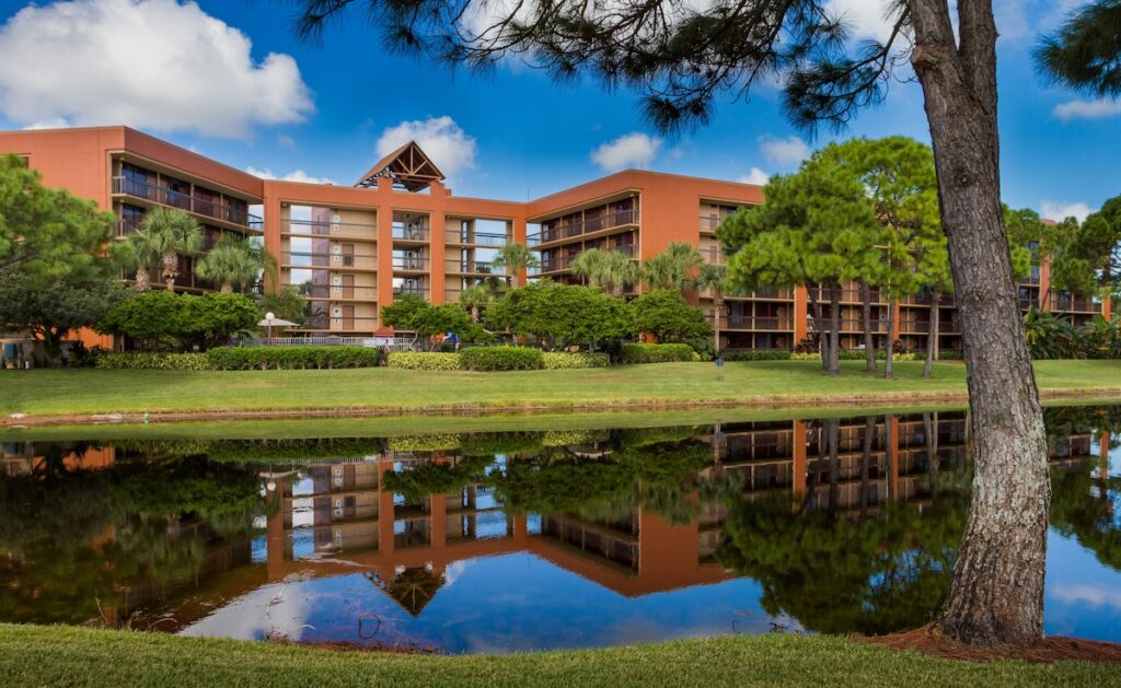 Rosen Inn Lake Buena Vista - Image 2