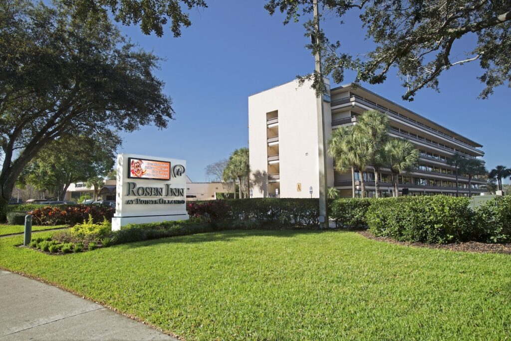 Rosen Inn at Pointe Orlando - Image 2