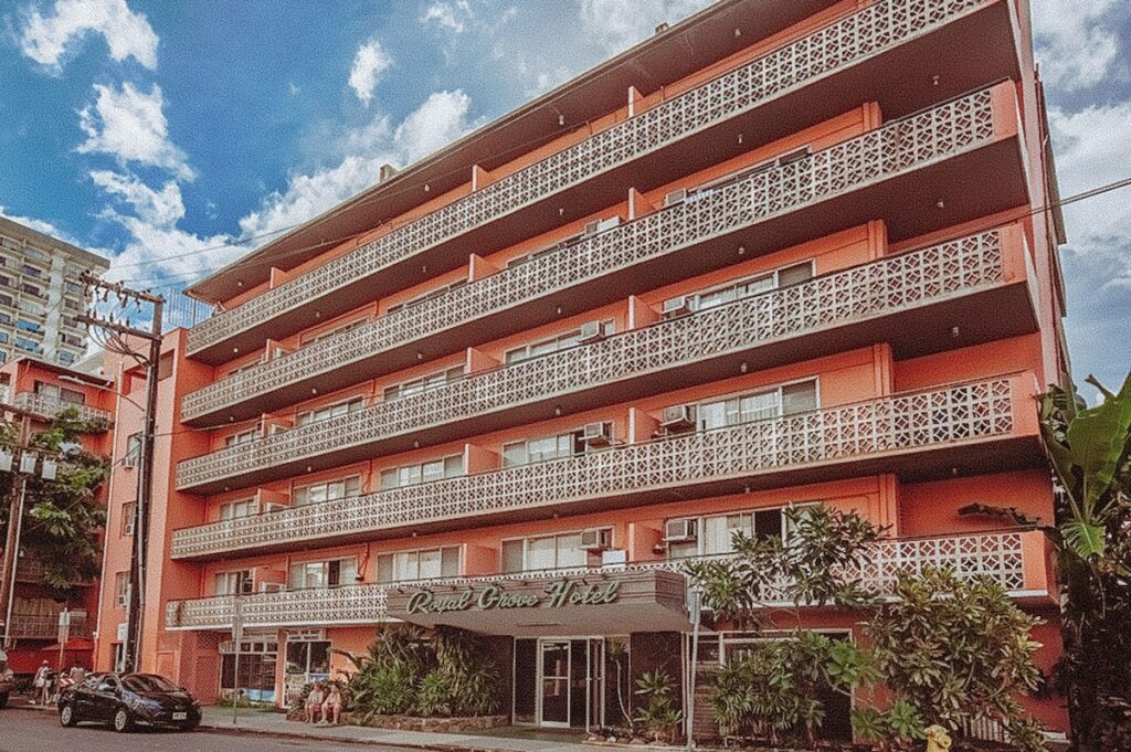 Royal Grove Waikiki - Image 2