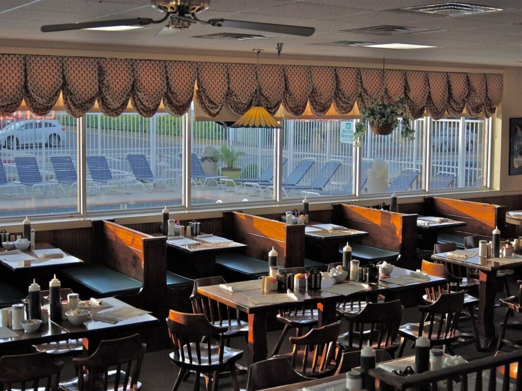 Sahara Motel - Image 4