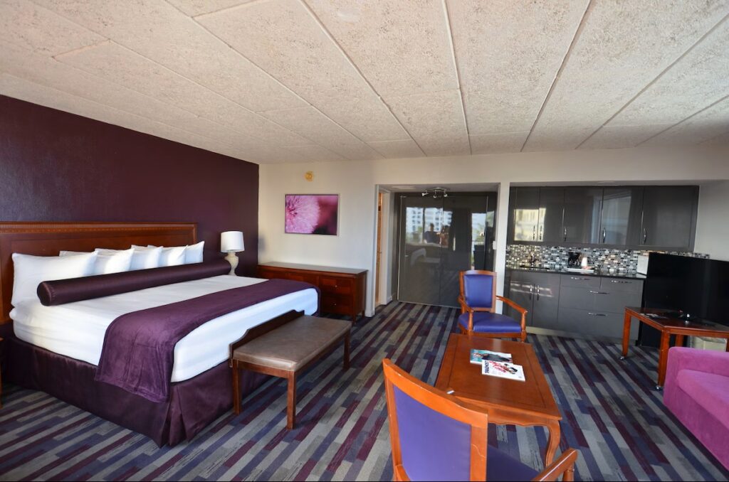 Sea Club Ocean Resort - Image 2