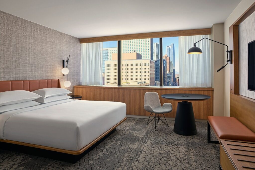 Sheraton Denver Downtown Hotel - Image 3