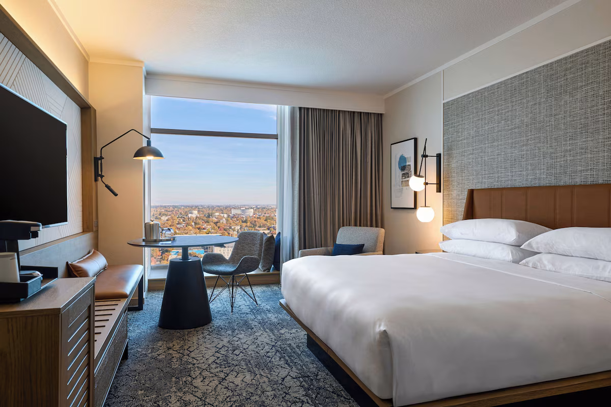 Sheraton Grand Sacramento - Image 3