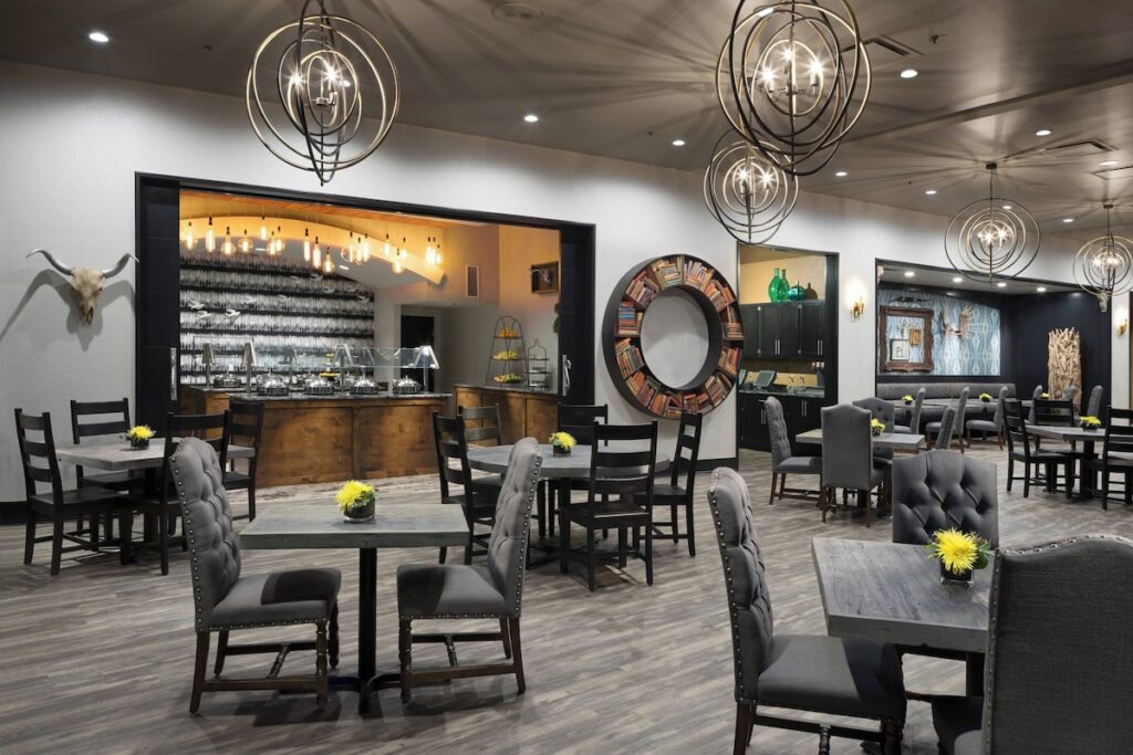 Sheraton Oklahoma City Downtown Hotel - Image 4