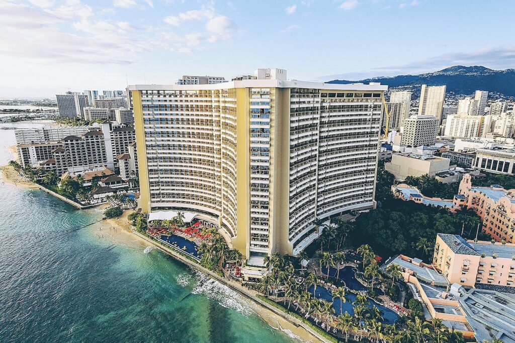 Sheraton Waikiki Beach Resort - Image 2
