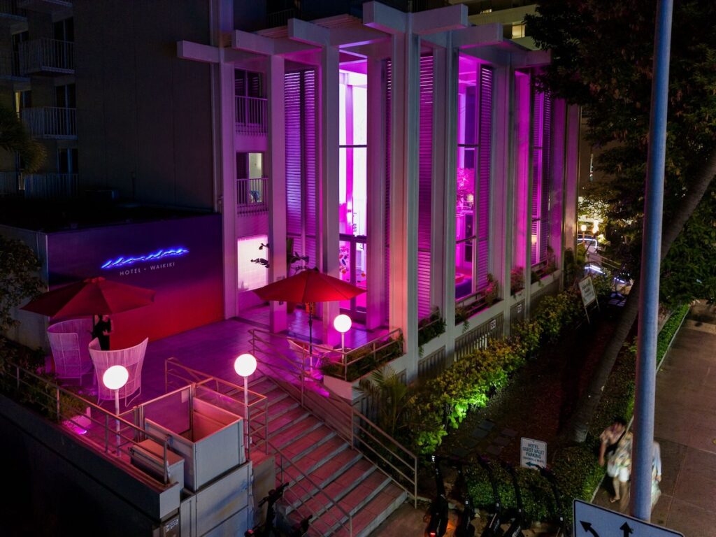 Shoreline Hotel Waikiki