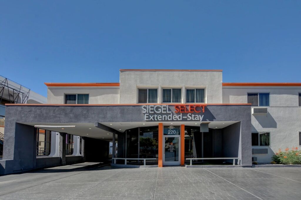 Siegel Select LV Strip-Convention Center