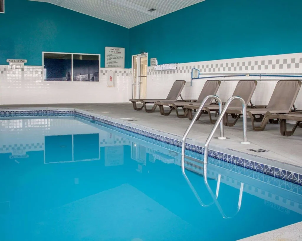 Sleep Inn Sandusky - Image 3