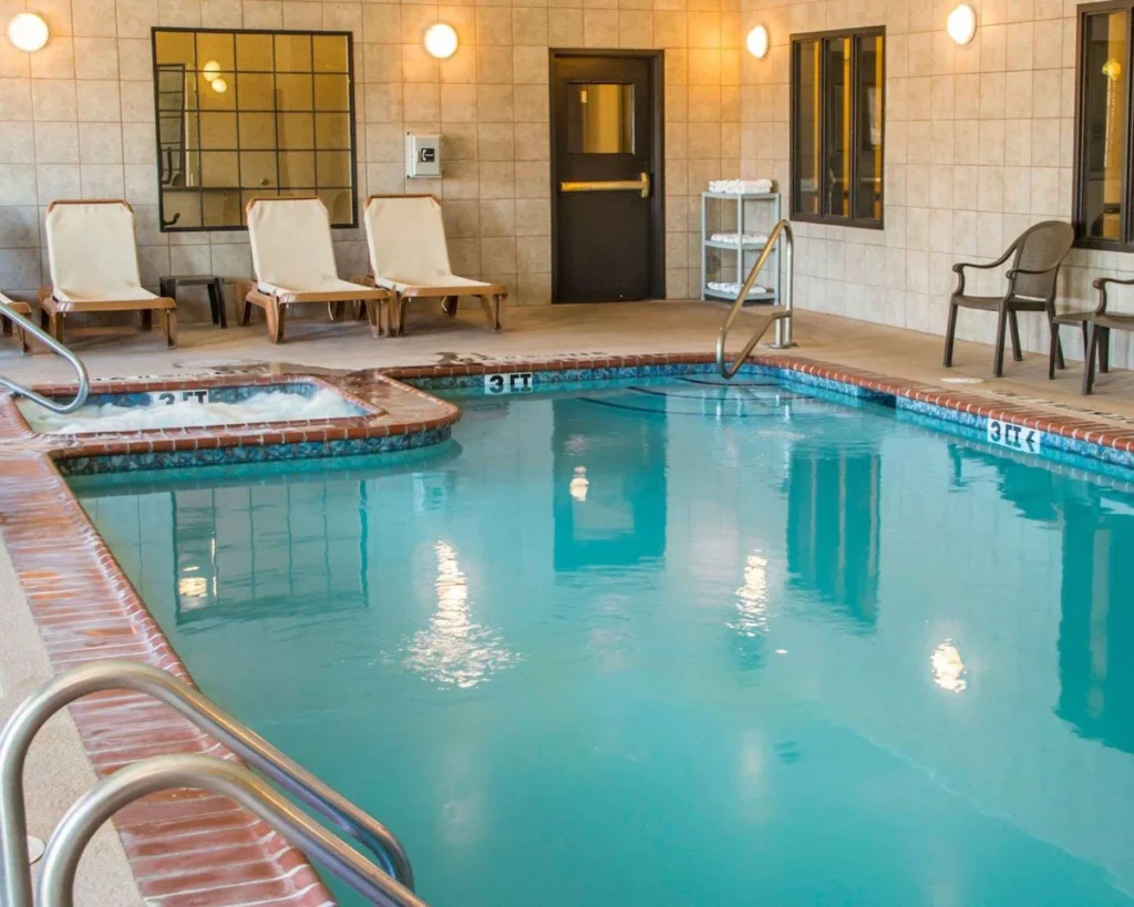 Sleep Inn & Suites at Six Flags - Image 3