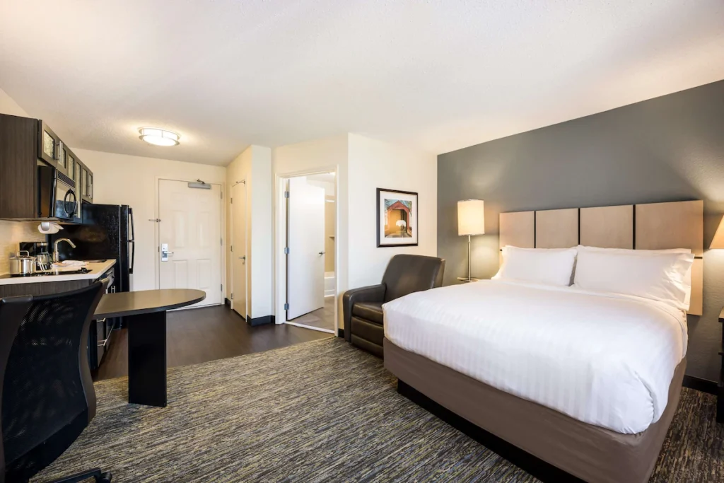 Sonesta Simply Suites Salt Lake City Airport - Image 3