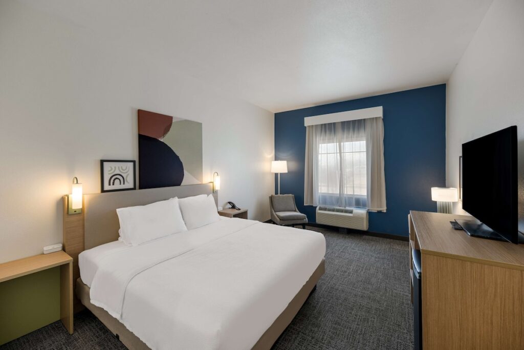 Spark by Hilton Midland South - Image 2