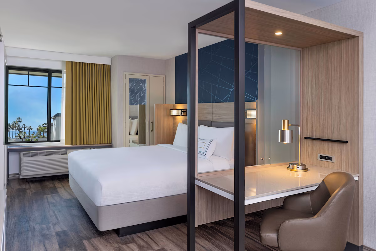 SpringHill Suites by Marriott San Diego Carlsbad - Image 4