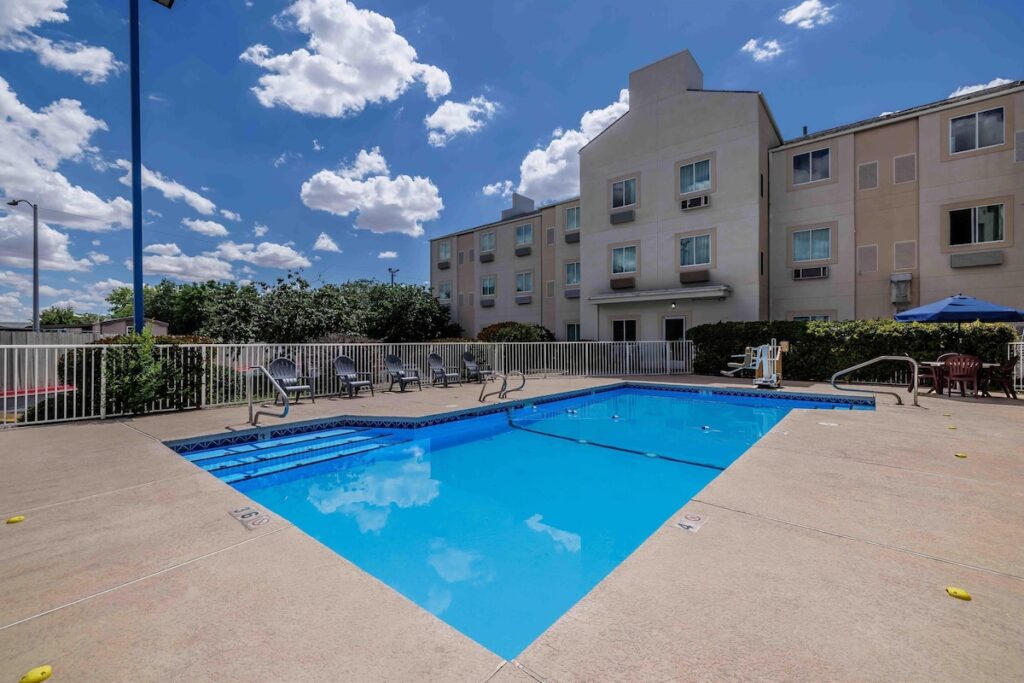 Studio 6-Albuquerque, NM - North - Image 4