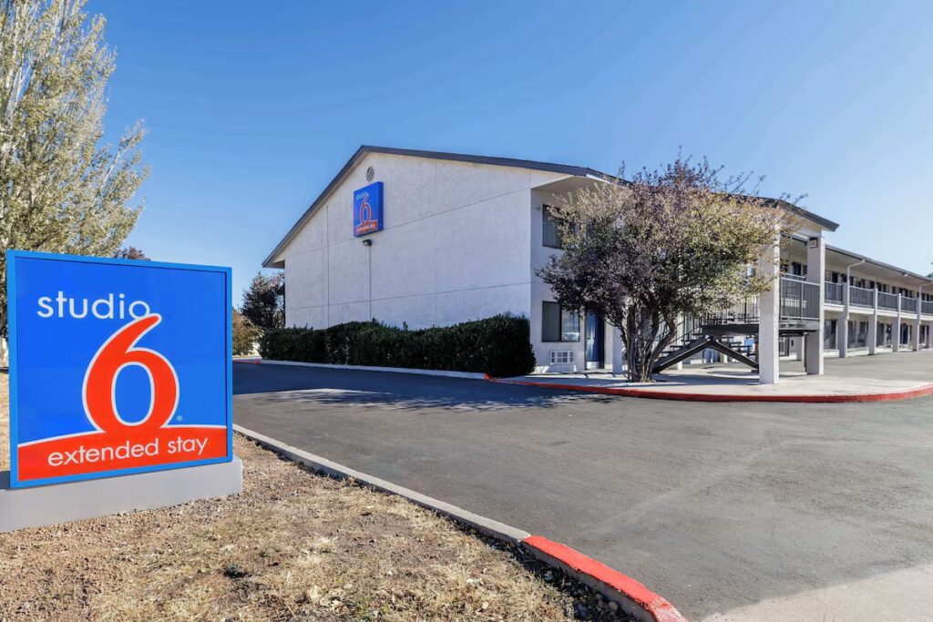 Studio 6 Flagstaff AZ