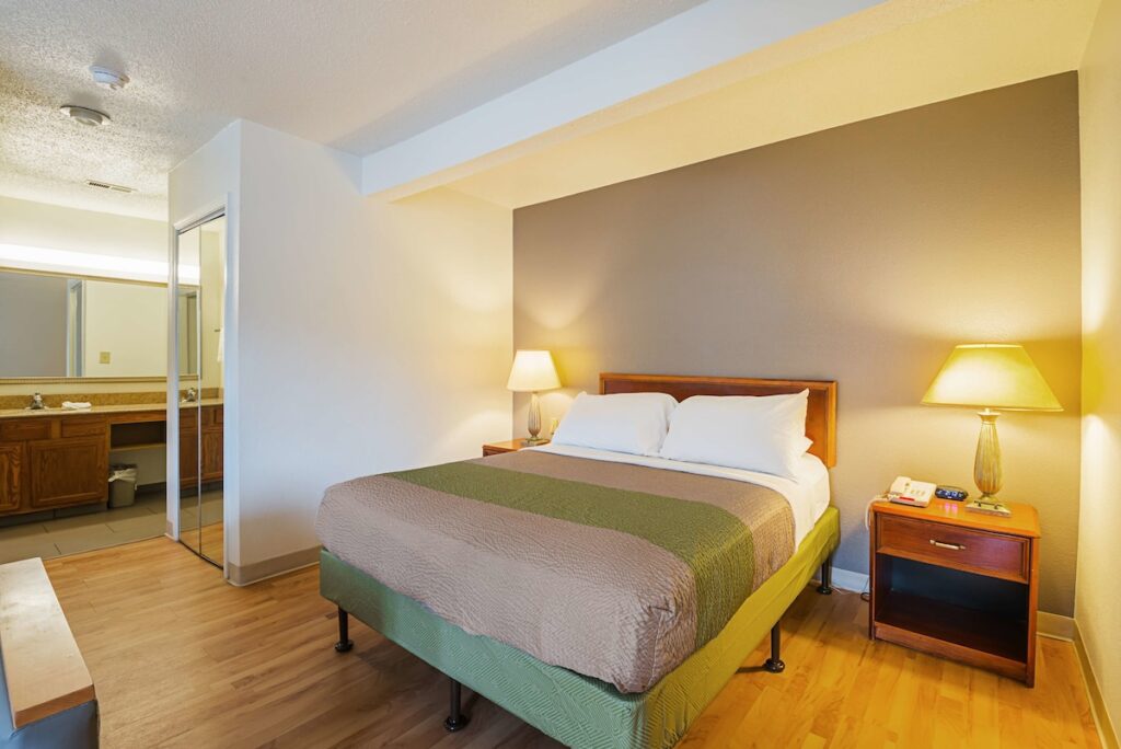 Studio 6-Greensboro, NC - Image 2