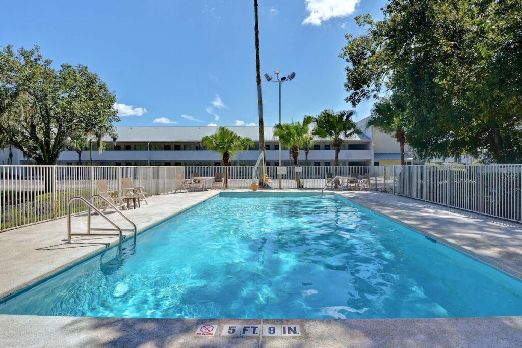 Studio 6-Jacksonville, FL - Baymeadows - Image 4