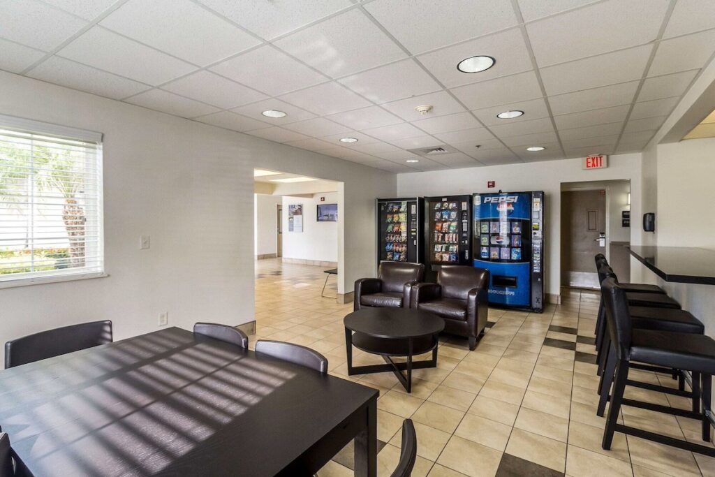 Studio 6-Mcallen, TX - Image 5