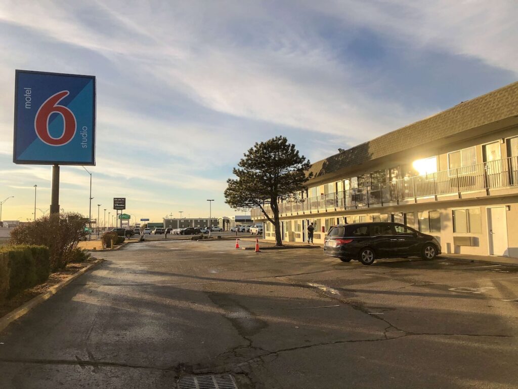 Studio 6 Wichita, KS - Airport