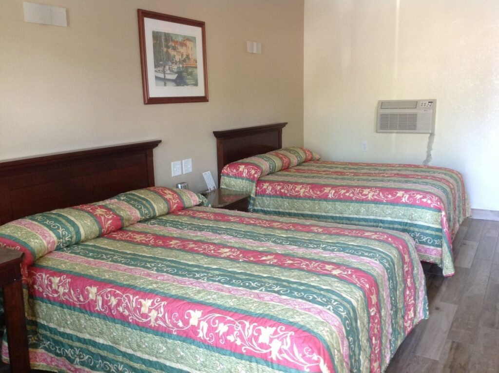 Sunshine Inn of Daytona Beach - Image 3