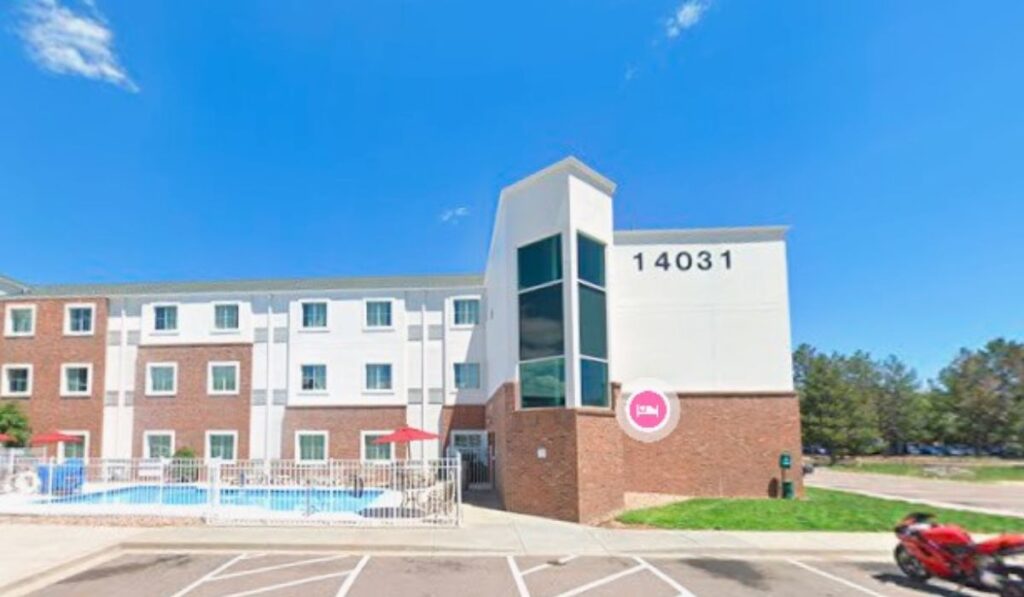 Super 8 by Wyndham Aurora East