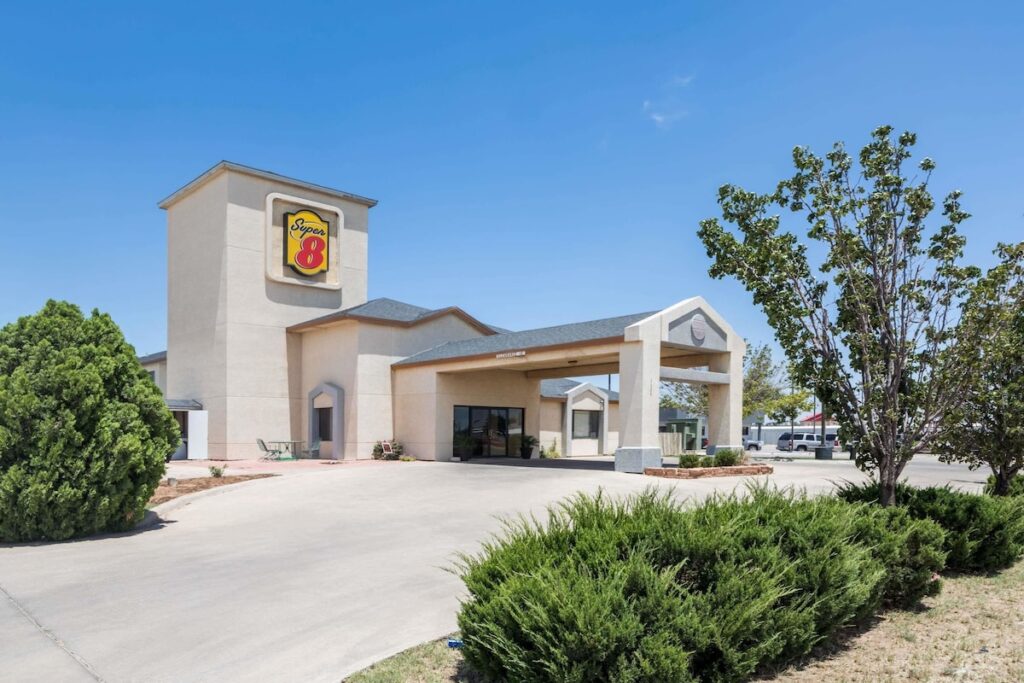 Super 8 by Wyndham Midland