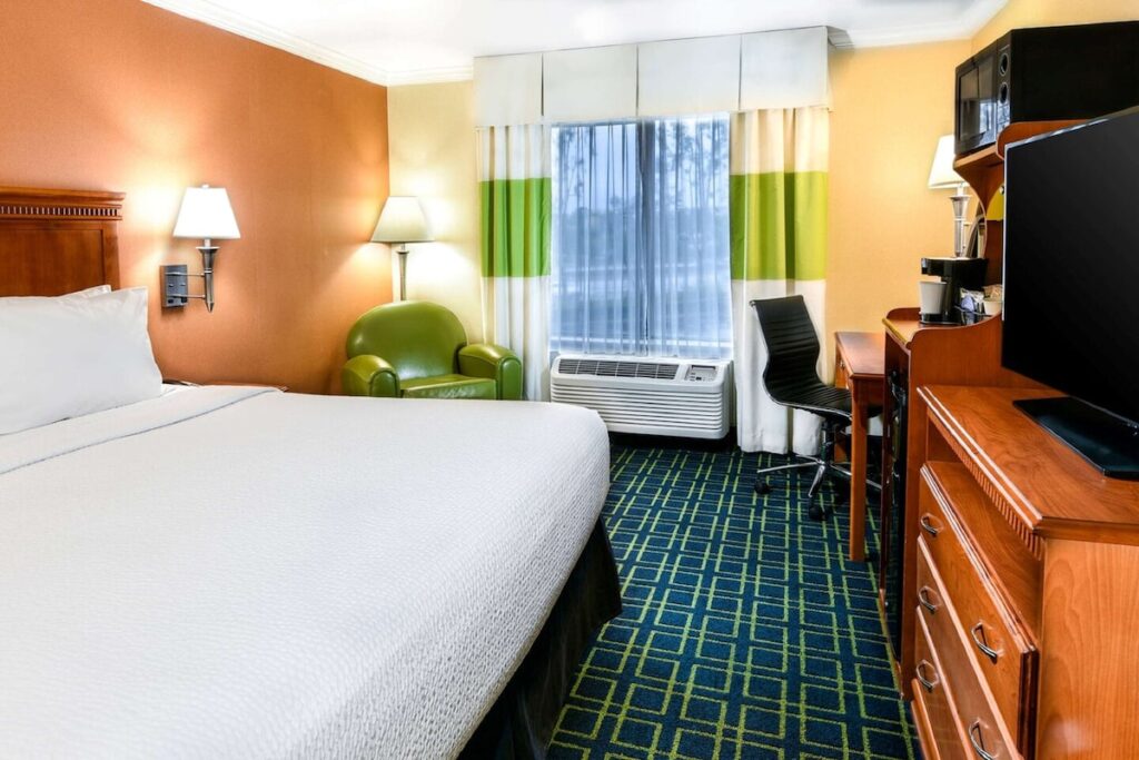 SureStay Hotel by Best Western Ontario Airport - Image 2