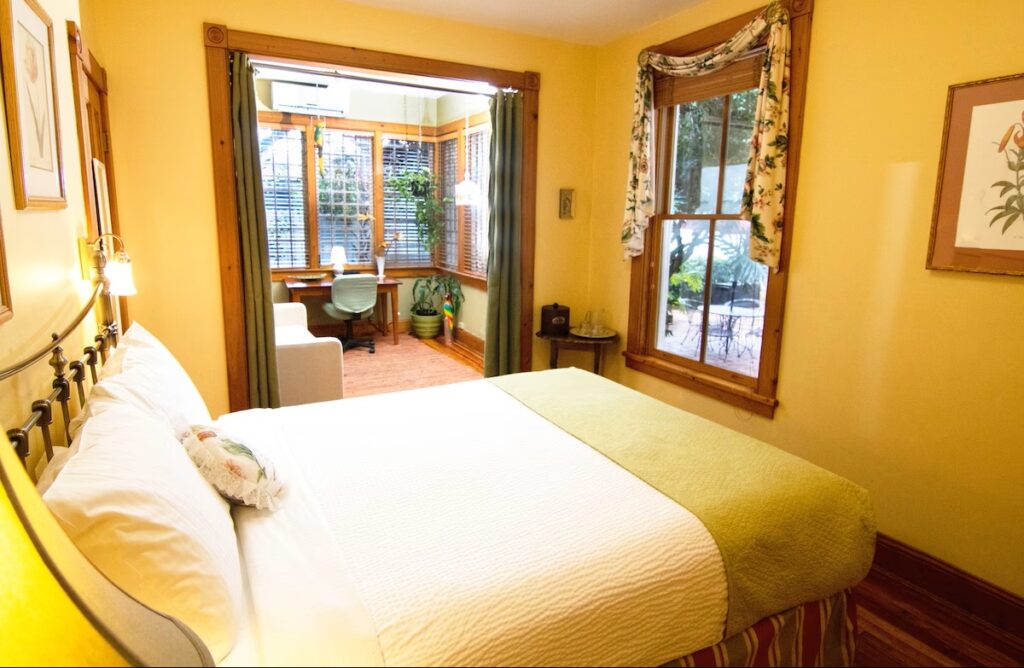 Sweetwater Branch Inn - Image 3