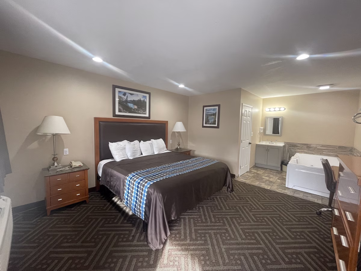 Tahoe Hacienda Inn - Image 4