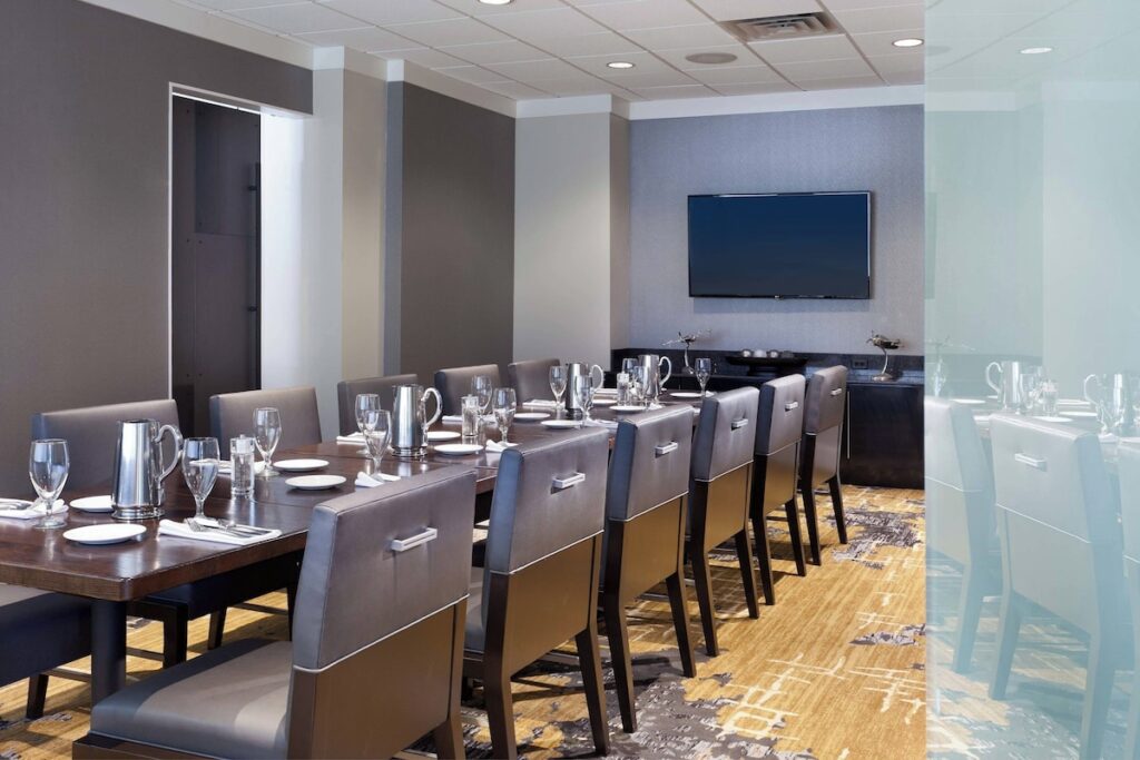 Tampa Airport Marriott - Image 4