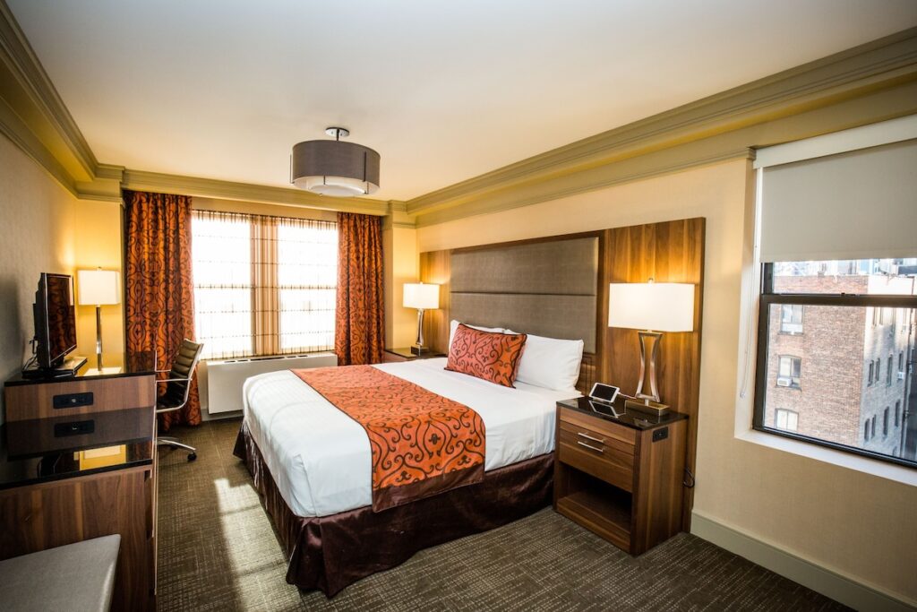 The Belvedere Hotel - Image 2