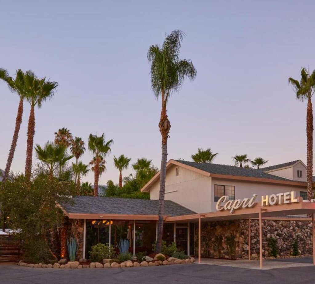 The Capri Hotel - Image 2