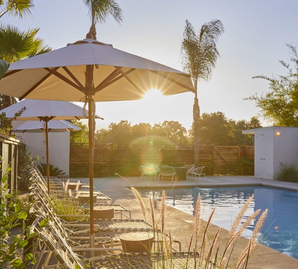 The Capri Hotel - Image 3