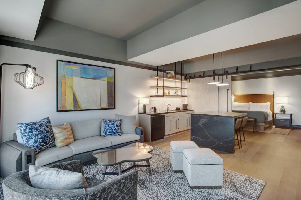 The Farnam, Autograph Collection - Image 5