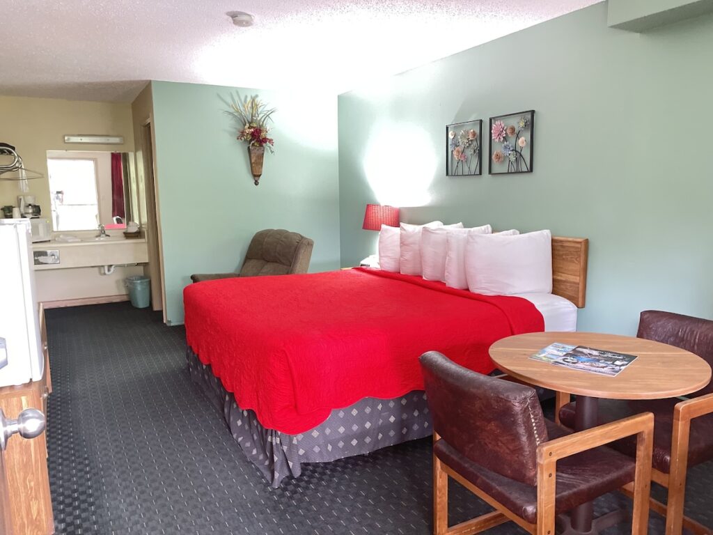 The Lookout Lodge - Image 2