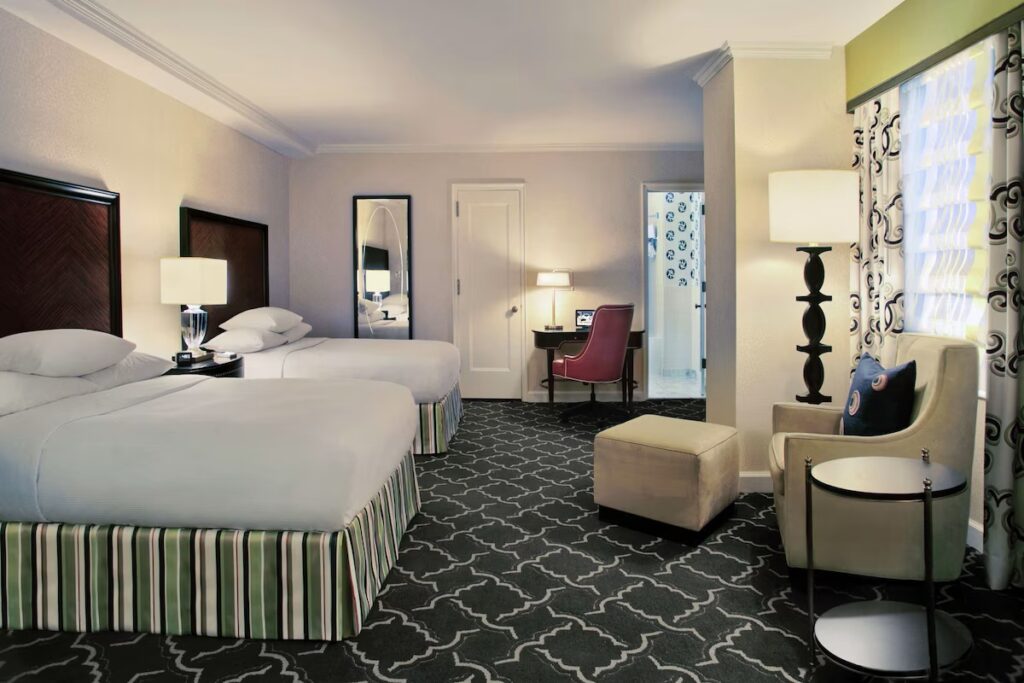 The Palmer House Hilton - Image 3