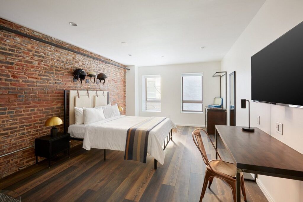 The Queen Hotel Queen Village, Sonder by Marriott Bonvoy - Image 3