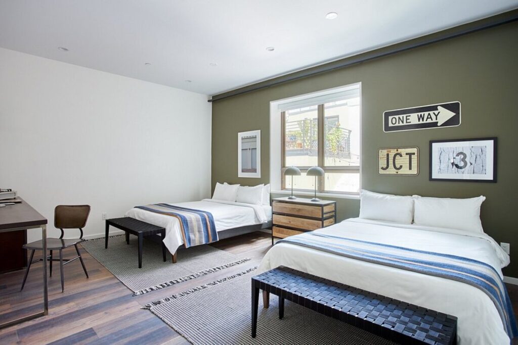 The Queen Hotel Queen Village, Sonder by Marriott Bonvoy - Image 4