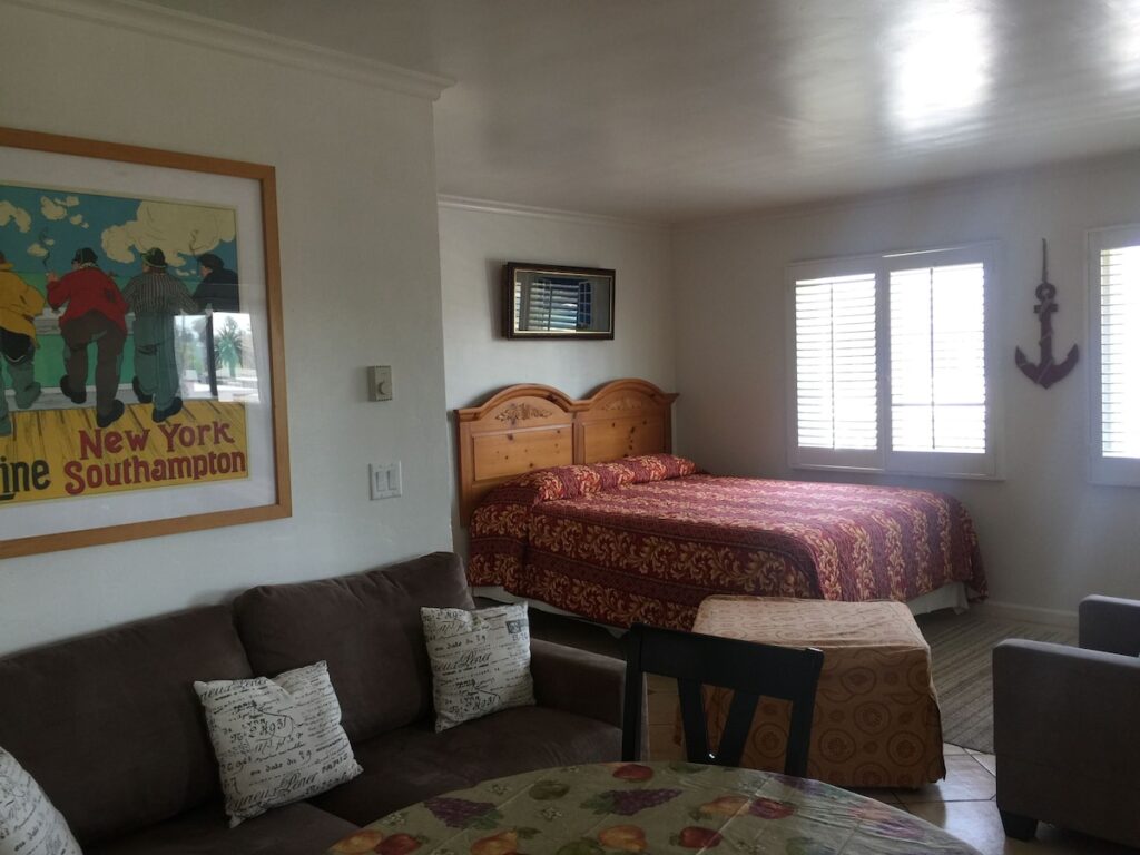 The Shores Inn - Image 3