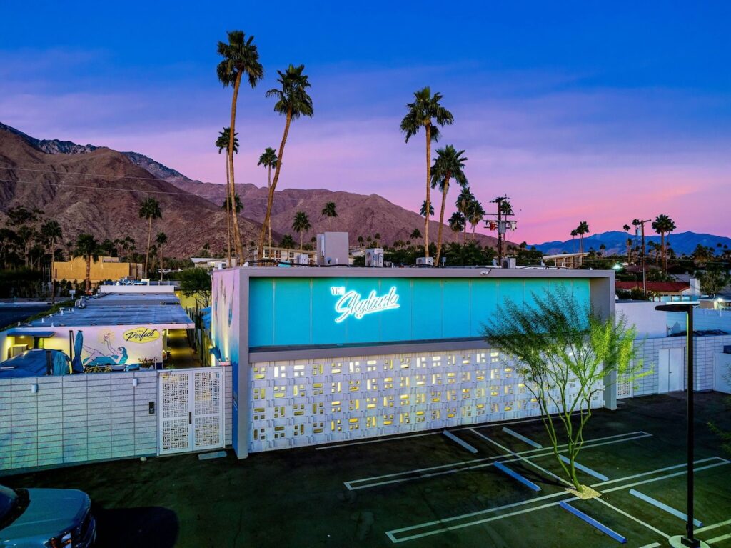 The Skylark, a Palm Springs Hotel - Image 2