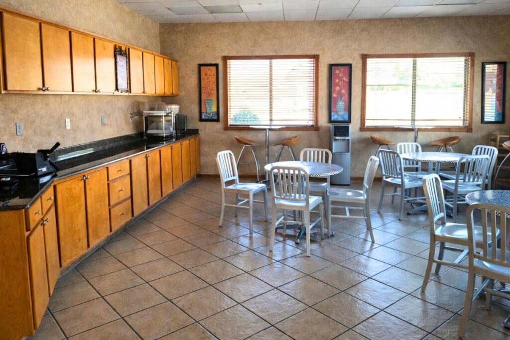 The Soluna Hotel - Image 4