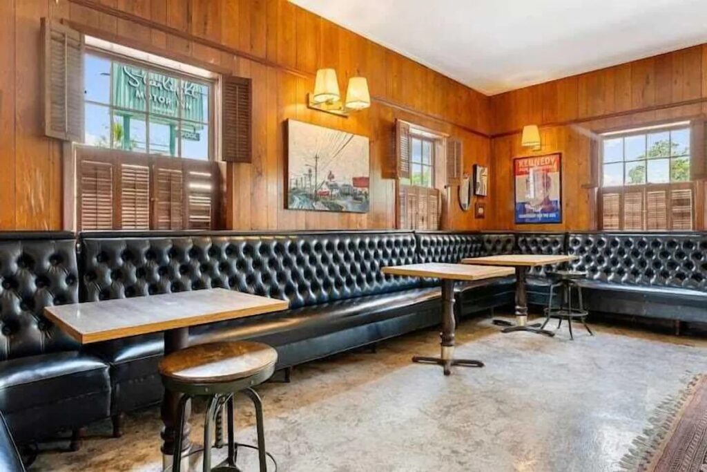 The Starlight Motor Inn - Image 5