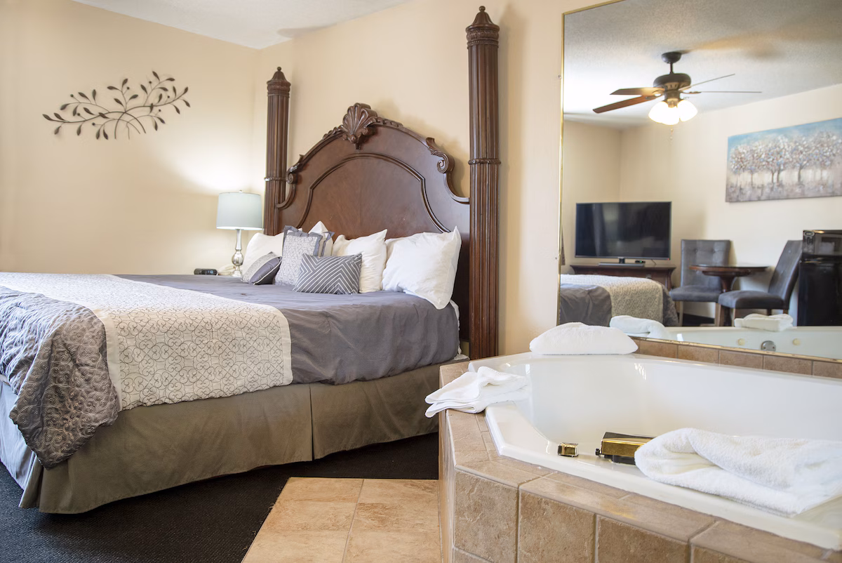 The Stone Castle Hotel & Conference Center - Image 3